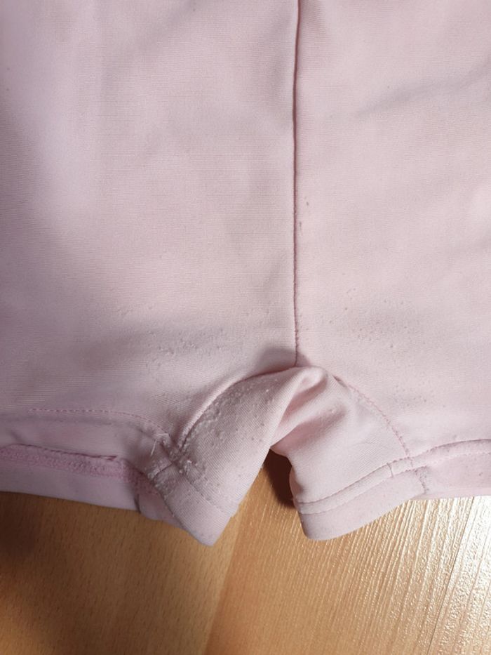 Combinaison anti-UV 12 mois - photo numéro 3