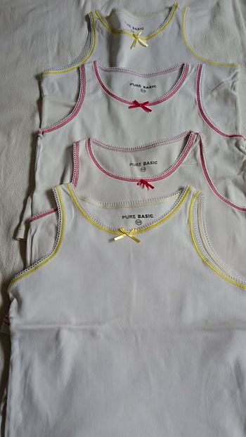 Lot de 4 débardeurs fille