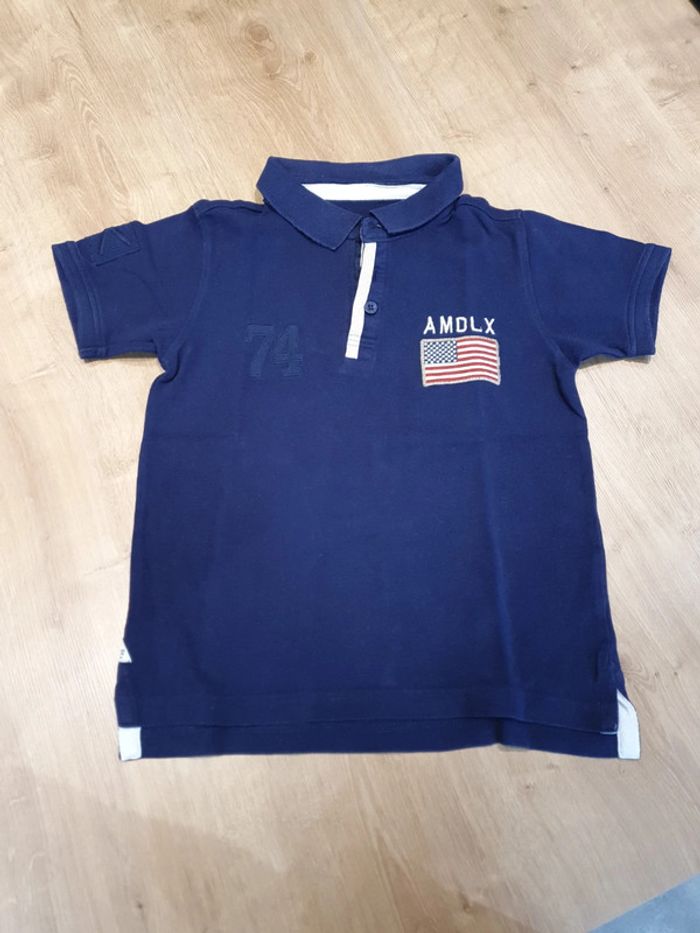 T-shirt polo