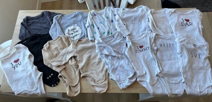 Lot de vêtements bébé - photo numéro 3