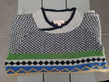 Pull chaud du pareil au même très bon état taille 6 ans