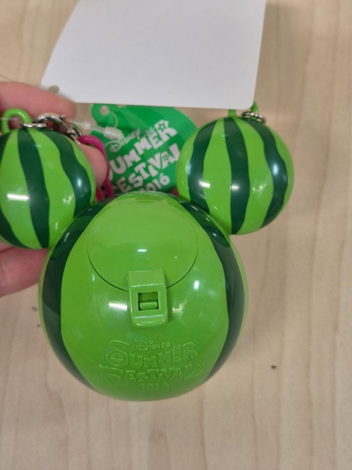 Mini boîte à snacks Tokyo Disney Resort : Pastèque Mickey - photo numéro 4