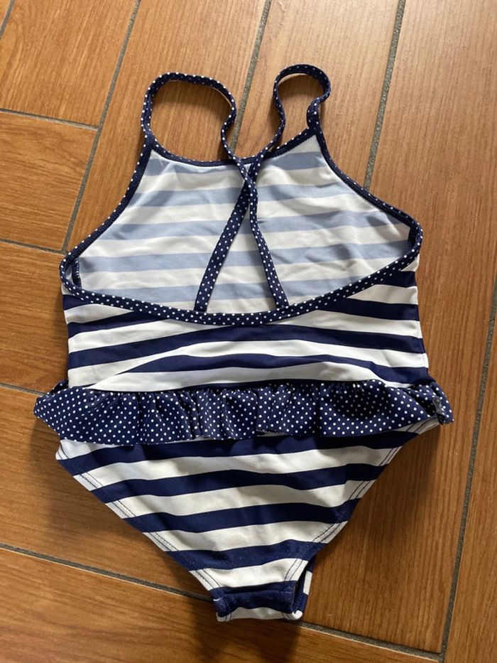 Maillot de bain 24 mois - photo numéro 2