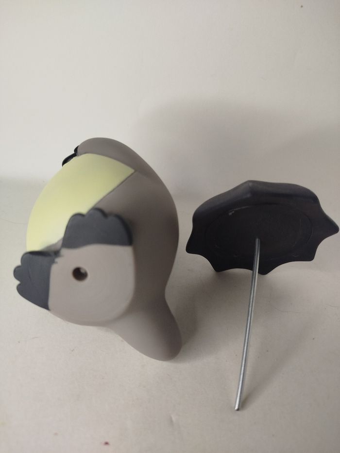 Figurine Totoro sous son parapluie - photo numéro 6