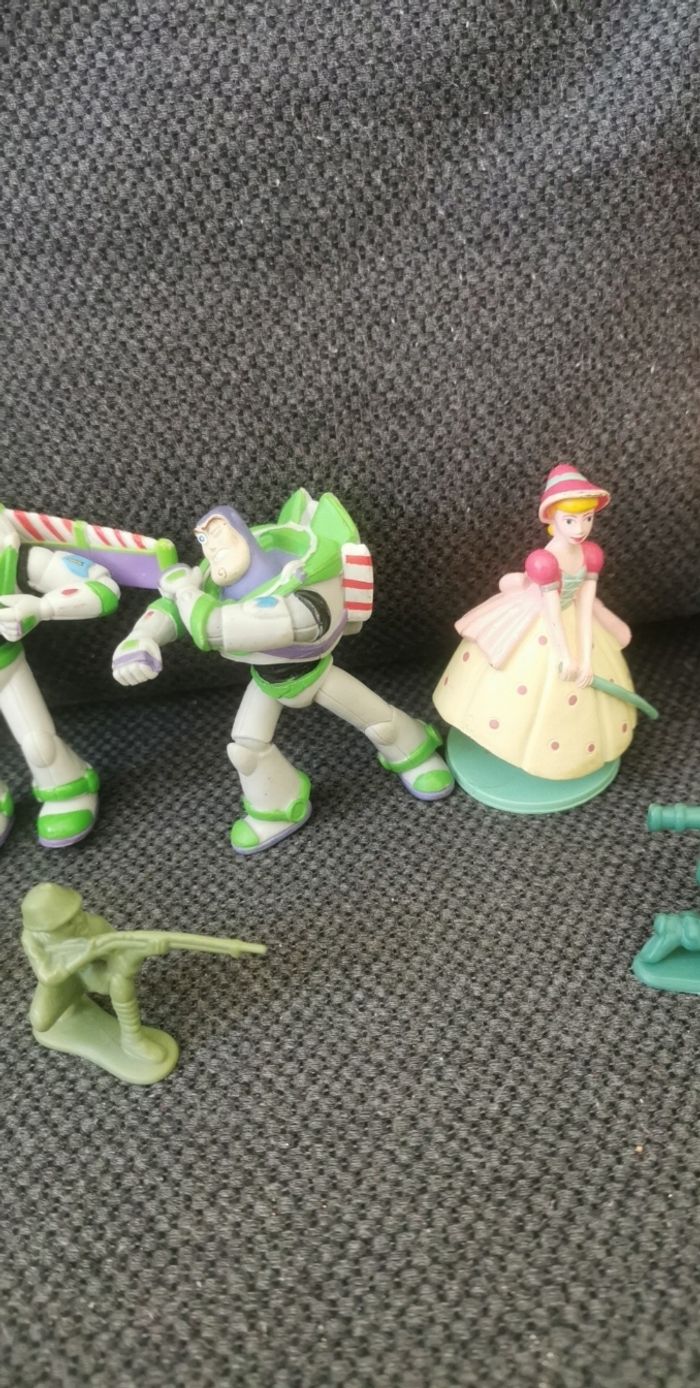 Lot de figurines toy story de Disney Pixar - photo numéro 3