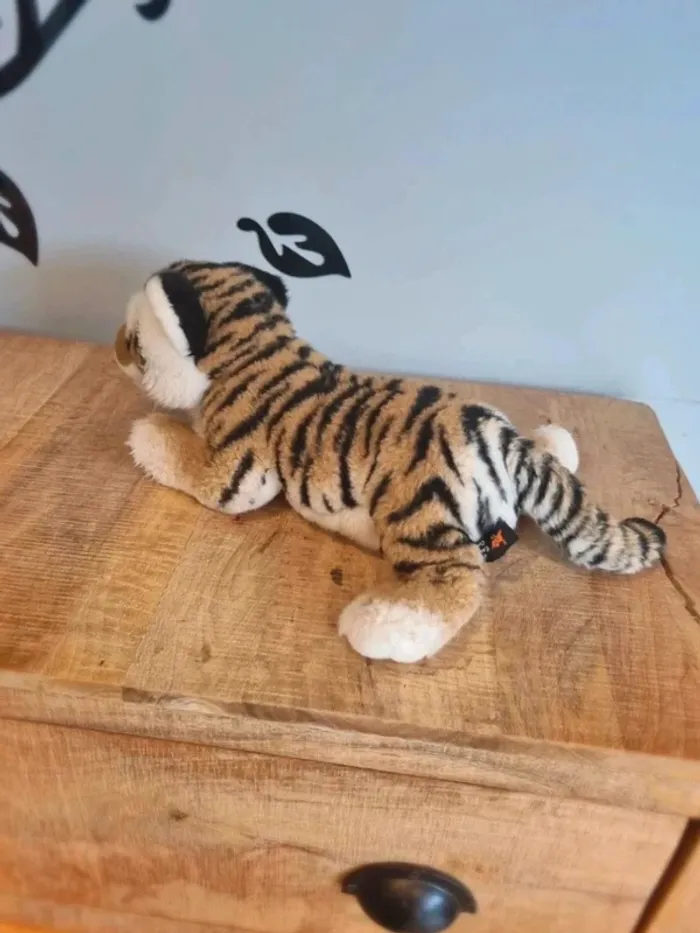 Peluche bébé tigre eco 35 cm - photo numéro 4
