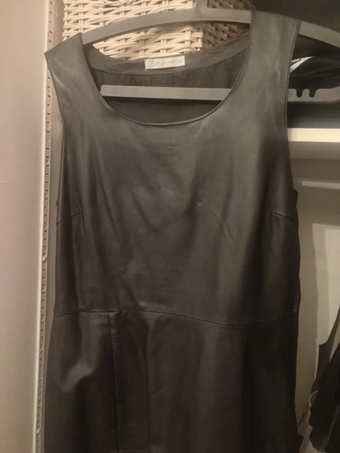 Robe simili - photo numéro 2