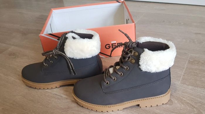 Bottines à lacets taille 36 - neuves - photo numéro 3