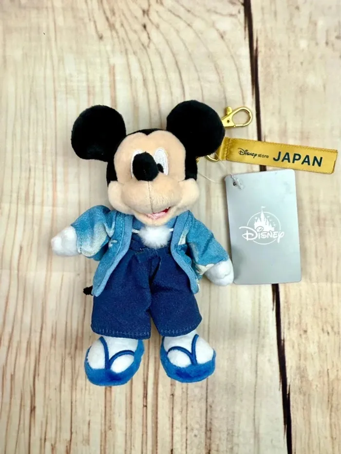 Peluche Disney store Japon Mickey Kimono japonais - photo numéro 2