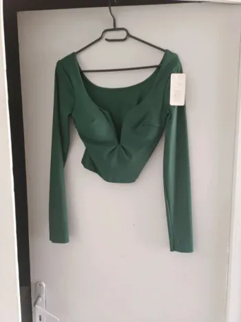 Petit haut neuf taille unique