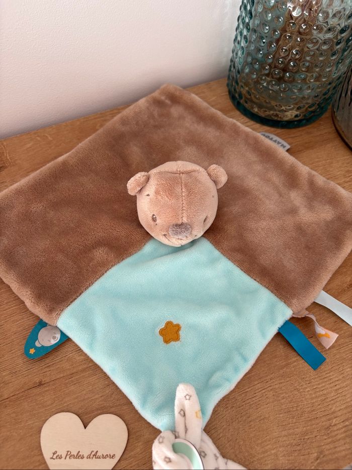 Doudou ours Basile jamais utilisé - photo numéro 2