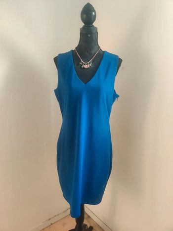 Jolie robe sans manches Mim 42