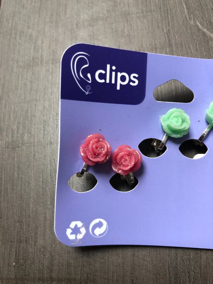 Boucles d’oreilles clip claire ´s neuves roses 🌹 - photo numéro 3