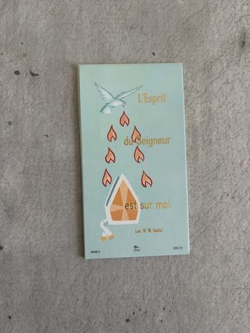 Lot 10 cartes catholiques flammes 