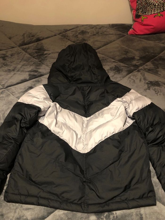 Nike - Doudoune chaude Taille L (garantie sans mauvaise surprise ! ) - photo numéro 12