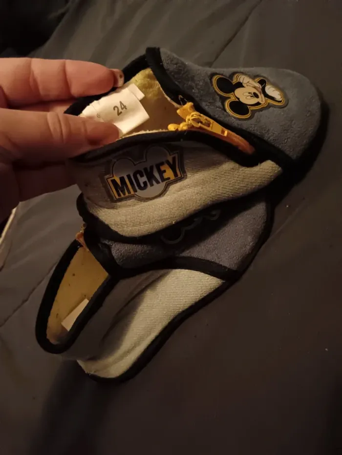 Chaussons mickey - photo numéro 4