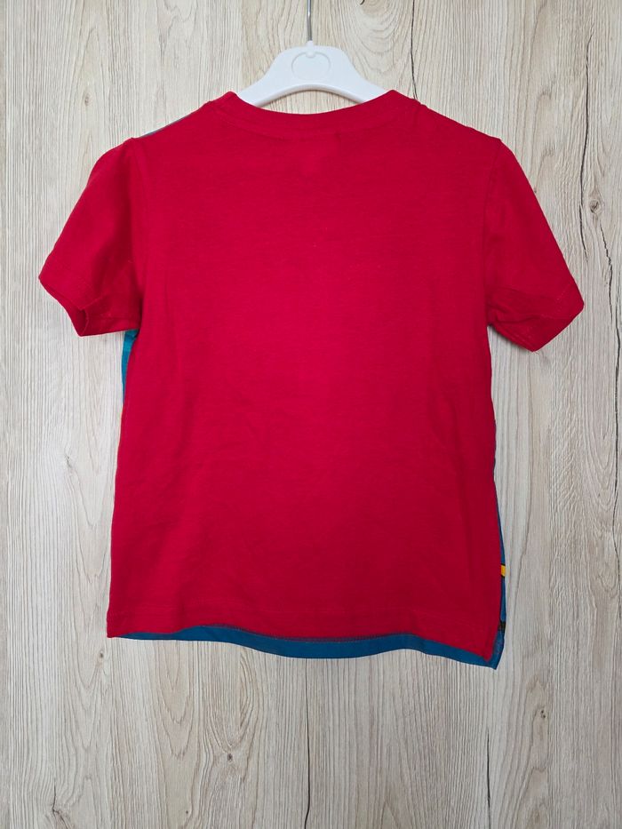 TEE-SHIRT DISNEY THE LION KING  🦁 NEUF ÉTIQUETTE DESSUS TAILLE 6ANS - photo numéro 2