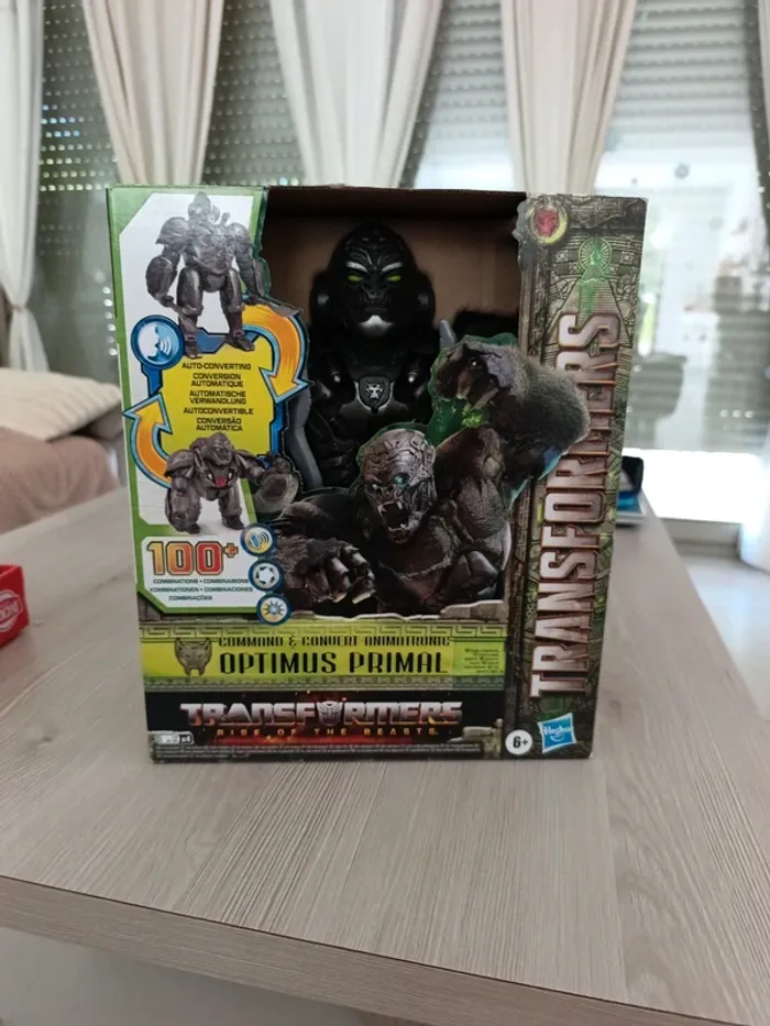 Transformers Optimus primal animatronique