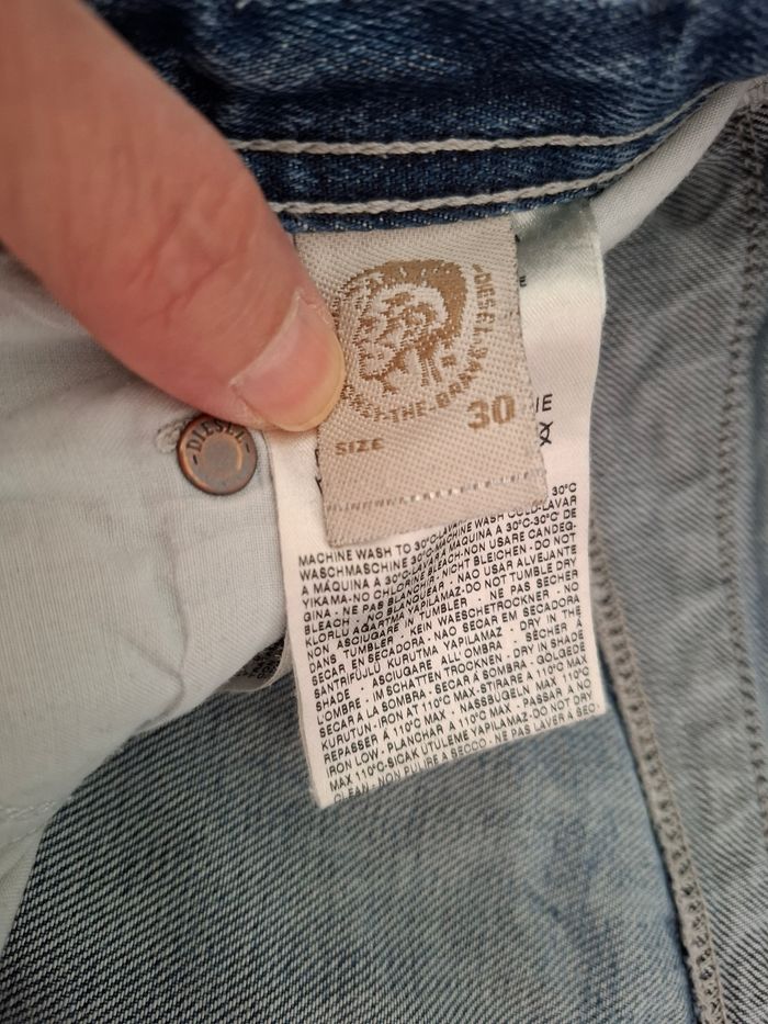 Jean Diesel troué - photo numéro 6