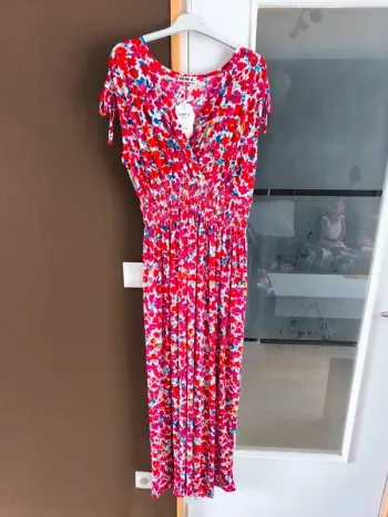 Robe longue femme été rouge et blanche à fleurs TU 38 à 46