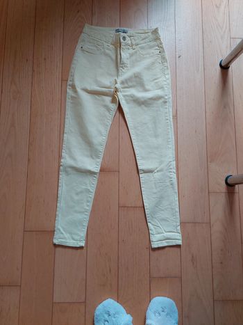 Pantalon jaune clair taille 38