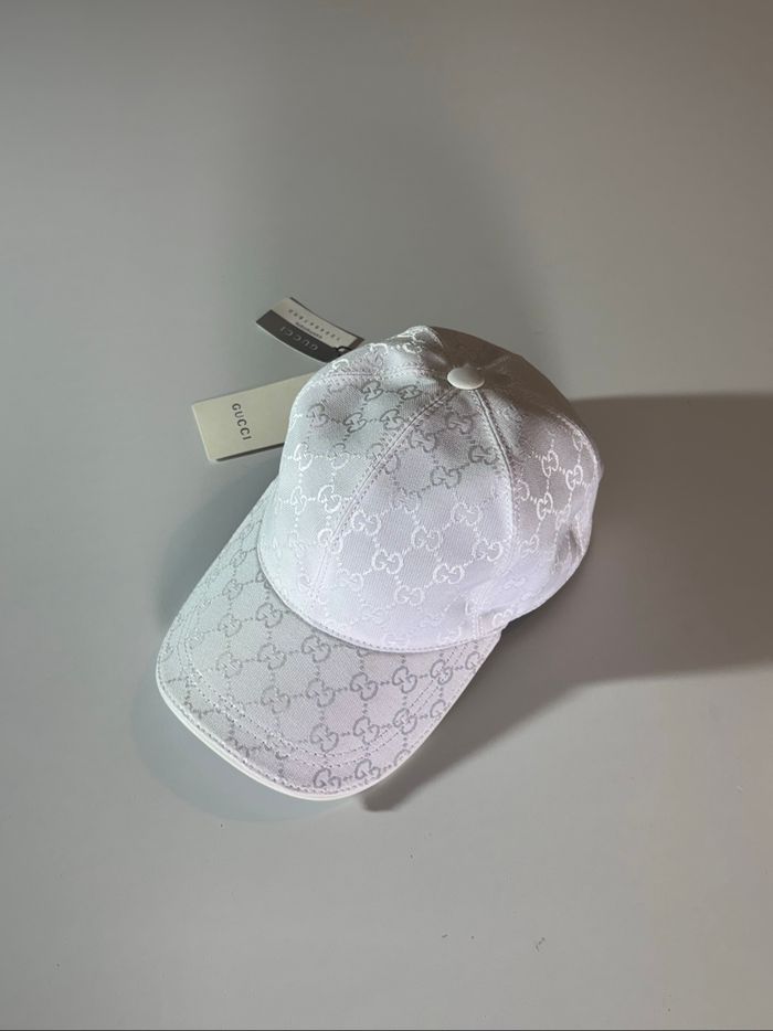 Casquette Gucci blanche - photo numéro 2