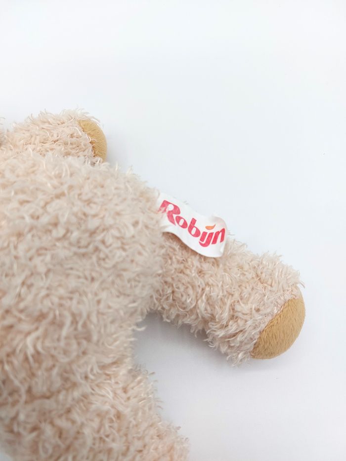 Peluche ours beige blanc ROBIJN tire la langue 23 cm nom Cajoline Belgique Pays-Bas - photo numéro 4