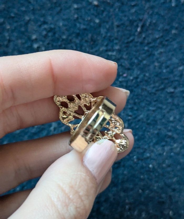 Bague fantaisie a strass - photo numéro 3