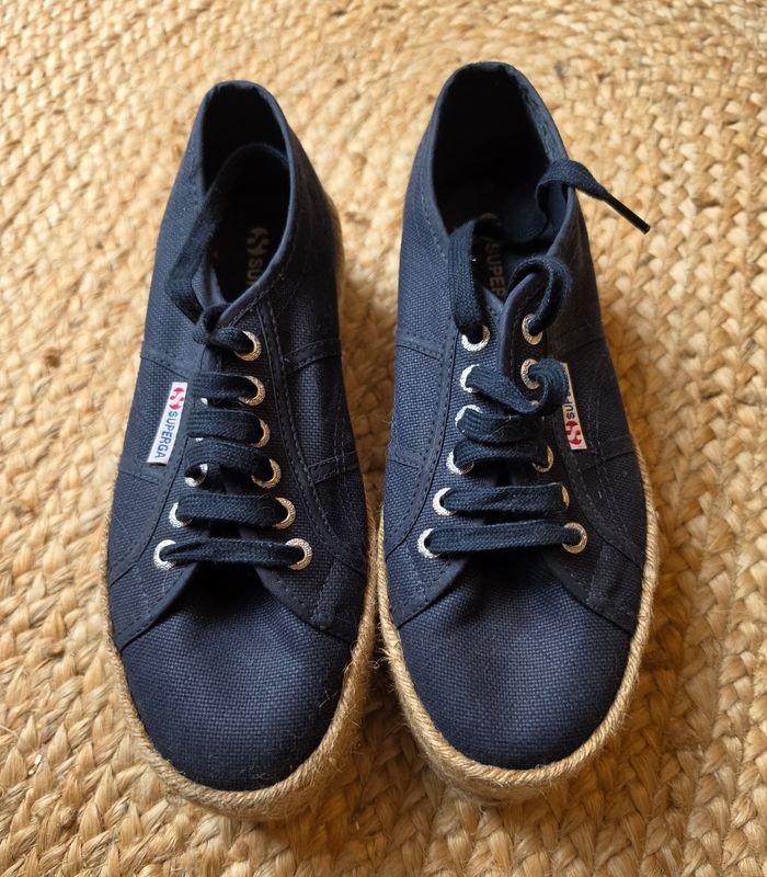 Chaussures Superga, taille 39 - photo numéro 1