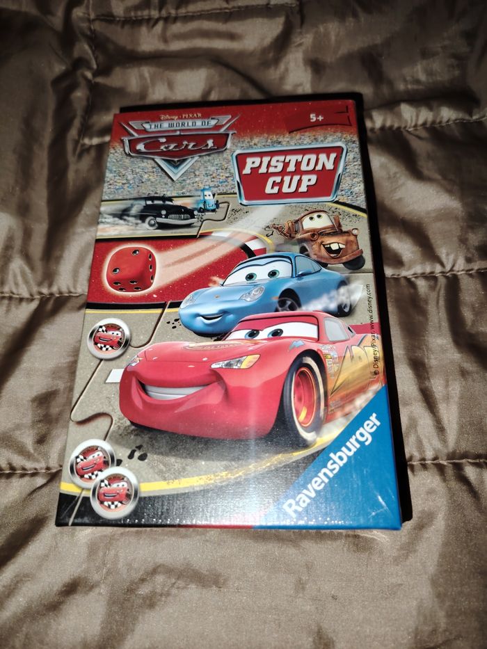 Jeu de société/voyage ravensbuger cars