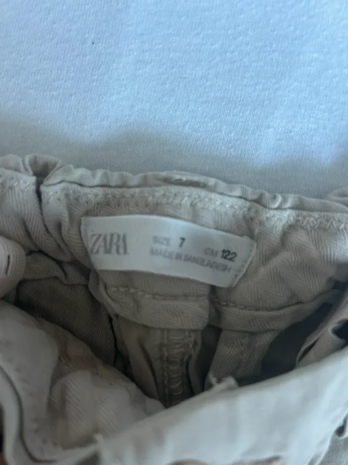 Short habillé beige Zara 7 ans - photo numéro 3