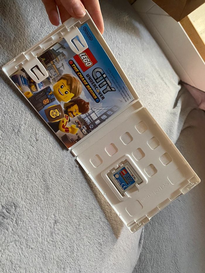 Jeu Nintendo 3DS lego city undercover the Chase begins - photo numéro 2