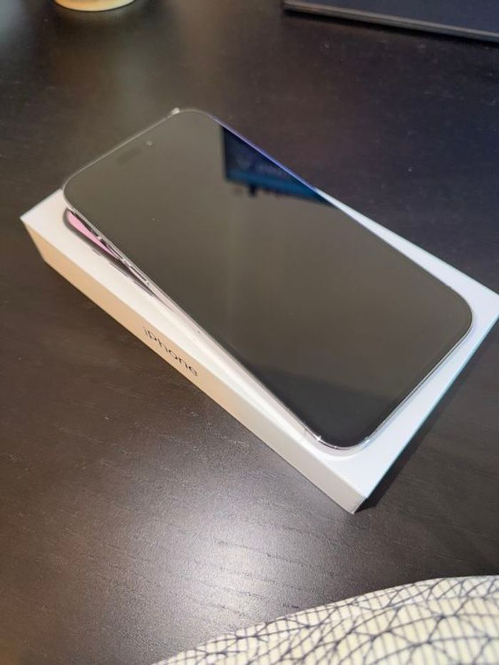 iPhone 14 pro max - photo numéro 2