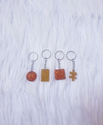 Magnifique lot de 4 portes clés pailletés