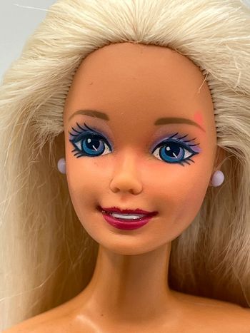 🌈 Barbie princesse violette 🌈 #171