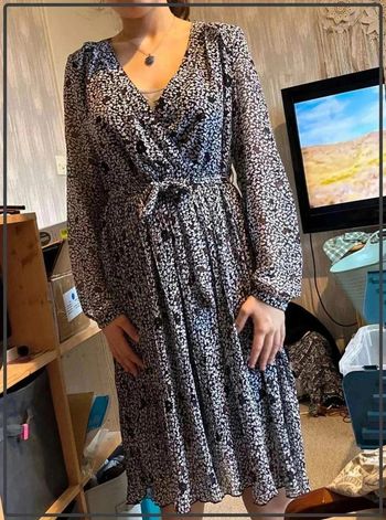 Robe  noire  et  blanche taille  44