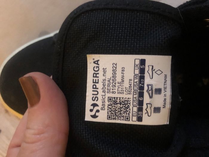 Paire de baskets tennis Superga - photo numéro 7