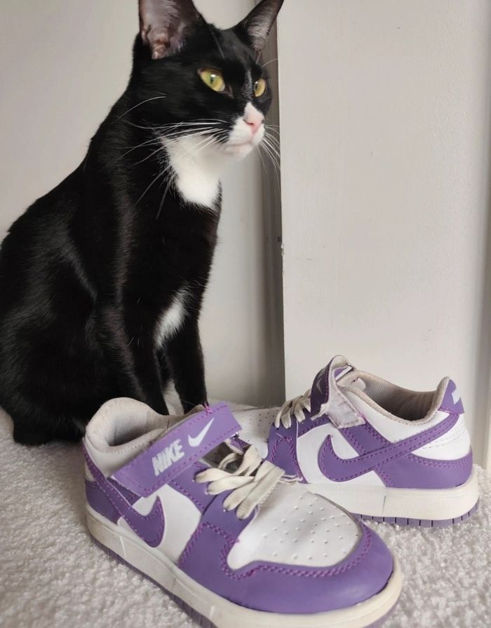 👟 Nike – Taille 30