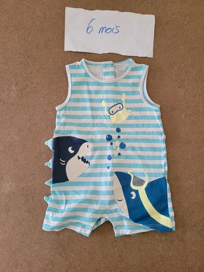 Combinaison short thème Mer requin 6mois in extenso