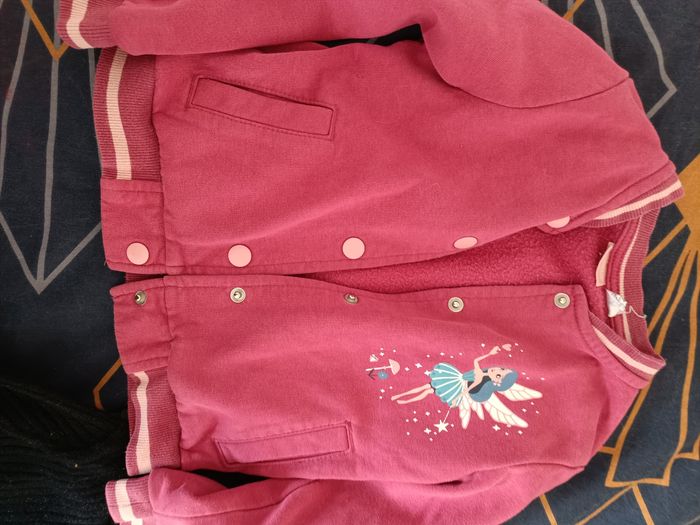 Lot de 3 gilets 4 ans fille - photo numéro 2