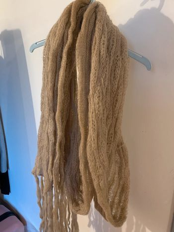 Écharpe beige