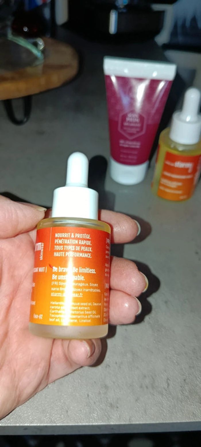 Lot soin pied et sérum neuf - photo numéro 3