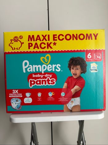 74 couches pampers pants taille 6