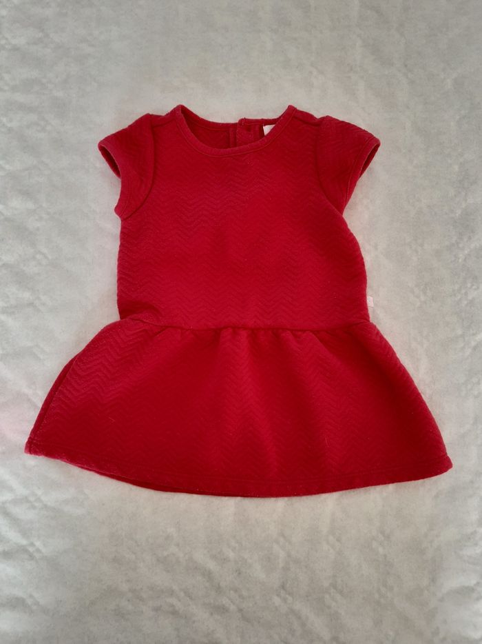 Robe molletonnée taille 6 mois