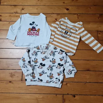 Lot de vêtements Mickey - 24 mois
