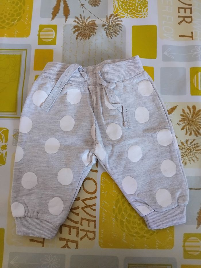 Pantalon fille 1 mois