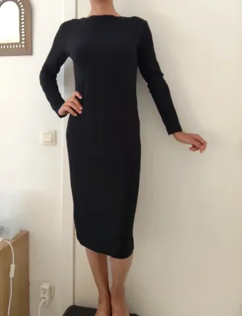 Belle petite robe noire manches longues "Mais il est où le soleil ?"