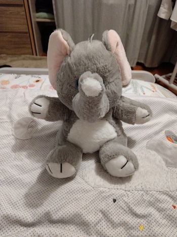 Peluche éléphant