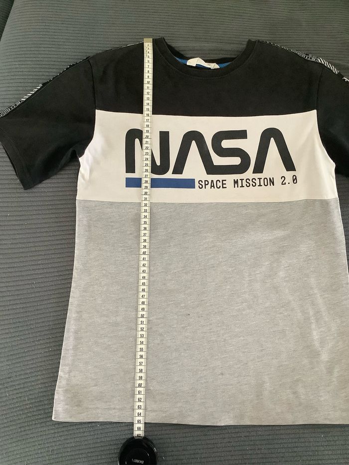 T-shirt NASA 10/12 ans - photo numéro 6