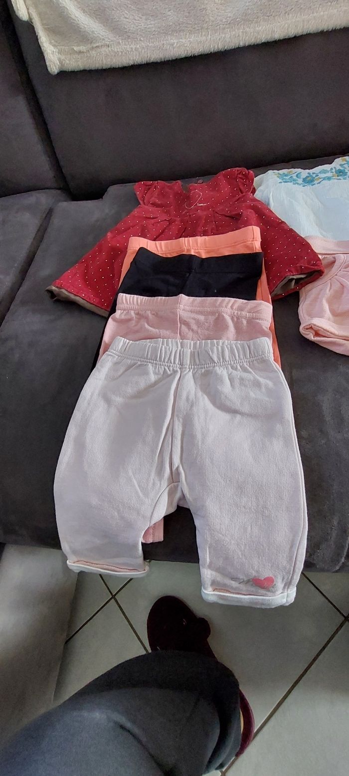 Ensemble robes , leggings en 3 mois